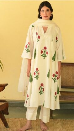 Cotton Suit Designs, Baby Clothes Patterns Sewing, Stylish Tops For Women, Block Print Saree, Simple Kurta Designs, Long Kurti Designs, Cotton Kurti Designs, A Line Kurta, Modest Dresses Casual