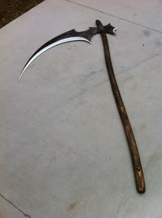 Grim Reaper Scythe, Knife Aesthetic, Map Making, Pretty Knives, Cool Swords, Cool Knives, Fantasy Map, Oc Ideas, Zombie Apocalypse