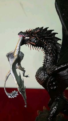 #balerion vs #Quicksilver #handmade #statue Quicksilver Dragon, Handmade Statue, Dragon Crafts, Dragon Sculpture, Dragon Illustration, A Song Of Ice And Fire