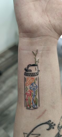 Тату зажигалка с грибами. tatto lighter with mushroom Thigh Mushroom Tattoo, Woman's Collar Bone Tattoo, 5rl Tattoo Design, Trippy Patchwork Tattoos, Maximalist Tattoo Ideas, Gothic Patchwork Tattoo Ideas, Tattoos For Significant Other, Stick And Pole Tattoo Ideas, Hamstring Tattoo Women