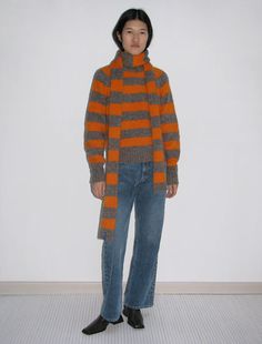 Knit Ideas, Striped Scarf, Paloma Wool, Old T Shirts, Casual Winter Outfits, Striped Sweater, Winter Casual, Dream Clothes, Curator Style