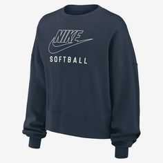 It's your game. Make sure everyone knows in this Nike fleece sweatshirt. Smooth on the outside, slightly fuzzy on the inside, our midweight semi-brushed fleece helps keep you cozy while still being breezy. Relaxed Fit Fleece Tops For Sports, Athleisure Tops For Sports, Athleisure French Terry Tops For Sports, French Terry Athleisure Tops For Sports, Fan Gear Sportswear Sweatshirt, Sportswear Long Sleeve Sweatshirt For Fan Gear, Sportswear Long Sleeve Fan Gear Sweatshirt, French Terry Sportswear Sweatshirt For Sports, Fleece Sweatshirt With Team Logo