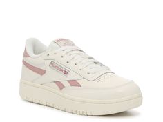 Rebook Shoes Women, Reebok Club C Double Sneaker, Tenis Aesthetic, Reebok Club C Double Revenge, Rebook Shoes, Women's Athleisure, Reebok Club C Double, Reebok Shoes Women, Pink Reebok