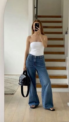 Comfortable Outfit Ideas, Straight Jeans Outfit, Perfect Fall Day, Lunch Outfit, Simple Casual Outfits, Blue Jean Outfits, Fall Trends Outfits, Casual College Outfits, Comfortable Outfit