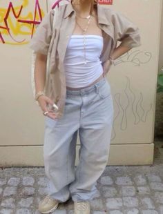 Streetwear Women Outfits, Pakaian Hipster, Tomboy Stil, Tomboy Outfit, Baggy Outfit Ideas, Diy Vetement, Outfit Inspo Casual, Trendy Outfits For Teens, Tomboy Outfits