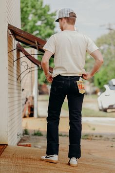 IH-666S-21od slim straight jean with a low/medium rise, constructed from our signature super heavy, but super soft 21oz indigo selvedge denim overdyed black. Basically, the IH-666s-21s and impregnated with black sulphur dye. The overdyeing process takes all the shrinkage out of the fabric and results in great fades with time and wear. Made in Japan Slim straight cut Low/Medium rise 21oz rope dyed indigo warp, natural weft Japanese selvedge denim After construction, garment overdyed with black su Japanese Selvedge Denim, Iron Heart, Straight Cut Jeans, Clothing Jeans, Selvedge Denim, Jeans Men, Slim Straight Jeans, Casual Clothing, Cut Jeans