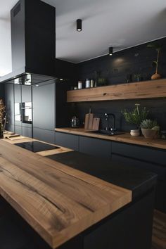 Black And Wood Kitchen, Modern Kitchen Design Trends, Atlas Tattoo, Natural Wood Kitchen, Серая Кухня