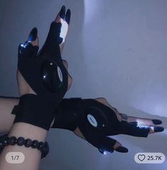 Cyberpunk Accessories, Led Gloves, Club Nightclub, Hand Movements, Gloves Design, Led Design, Cyberpunk Aesthetic, Cyberpunk Fashion, Hero Costumes