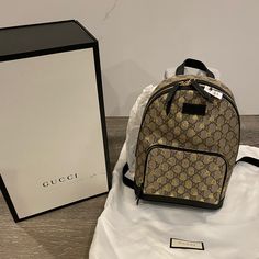 Gucci School Bag, Supreme Backpack, Beige Backpacks, Gucci Backpack, Luxury Backpack, Backpack Outfit, Dream Bags, Backpack Patches, Gucci Mini