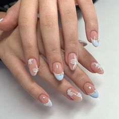 Blue floral bridal nail inspiration Lavender Nails Aesthetic, Blue Wedding Nails Ideas, Nails Light Blue Design, Silver And Light Blue Nails, Summer Nails 2024 Blue, Nail Designs In Blue, Light Blue Nails Prom, Nail For Summer 2024, Blue White Nails Design