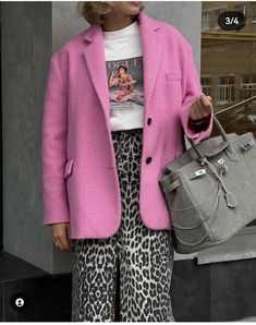 Pink Blazer Outfit, Cold Fashion, Look Rose, Fashionista Clothes, Causual Outfits, Fashion Week Street Style