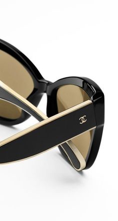 Ray Ban Sunglasses Sale, Cheap Ray Bans, Ray Ban Outlet, Donatella Versace, Chanel Sunglasses, Cat Eyes, Fashion Now, Shoe Obsession