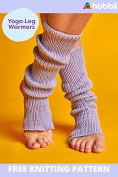 Get started on this DIY project on Yoga Leg Warmers Knitting Pattern. Do you love yoga? And knitting? Then these leg warmers should be perfect for you! They are made like socks without heels and toes, so the feet can stay warm while keeping their grip on the mat. An added bonus is they are really easy to knit ;) They are knitted from Twister Solid, which is both elastic and durable thanks to it's acrylic content. Find the color that matches your yoga mat and make yourself some lovely leg warmers Knit Socks Tutorial, Leg Warmers Knitting Pattern, Knit Leg Warmers Pattern, Crocheted Mittens, Make Your Own Blanket, Knitting Organization, Leg Warmers Pattern, Flip Flop Socks, Leftover Yarn