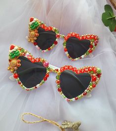 The perfect Christmas Sunny doesn't exis--- Oh! Excited to mail this sunny to Mrs Christmas 🤶 #christmassunnies #christmas #shopsmall #smallbusiness #scarlettandsisters The frame will be bedazzled with High Quality Christmas colored Rhinestones that will bring that extra Sparkle! *This listing is for 1 Adult Sunny ‼️Please note that the sunglasses are bedazzled by hand and as I always try to deliver the best, they may not always be 100% perfect. All Charms and Rhinestones are strongly secured, but rough use may result to damage. Cute Glasses, Baby Bracelet, The Perfect Christmas, Christmas Colors, Perfect Christmas, Eyewear Sunglasses, Small Shop, Always Be, Eye Candy