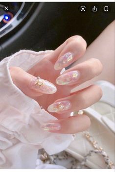 Almond Shape Nails Designs, Almond Nails With Rhinestones, Almond Shaped Nails Designs, Almond Acrylic Nails Designs, White Almond Nails, Nails With Rhinestones, Shape Nails, Asian Nails, Simple Acrylic