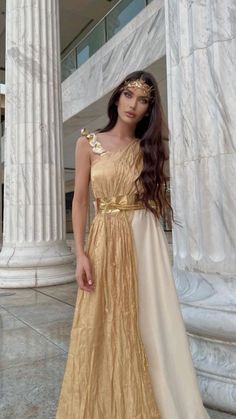 Greek Goddess Fashion Show, Tulle Goddess Dress, Roman Goddess Outfit, Goddess Party Theme Outfit, Aphrodite Goddess Dress, Greek Dress Up, Greek Goddess Style Dress, Greek Themed Outfits, Greek Goddess Quinceanera