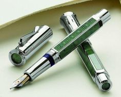 pen of the year 2011, an unique aura fountain pen with green ink and silver tips