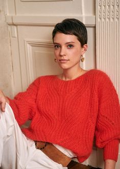 Cosy Clothes, Short Hair Outfits, Super Short Hair, Red Sweater, Short Hair Styles Pixie