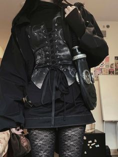 Ae Outfits, Gothic Female, Punk Clothes, Goth Outfit Ideas, Punk Style Outfits, Alt Aesthetic, Academia Style, Cool Kids Clothes, Future Clothes