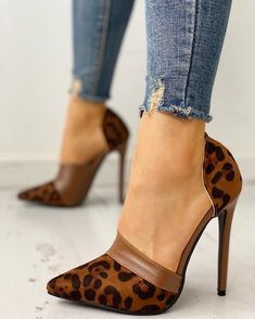 Brian Atwood Heels, High Heels Classy, Ankle Strap Chunky Heels, Heels Classy, Pu Heels, Pointed Toe Heels, Shoes Pumps, Heels Pumps, Leopards