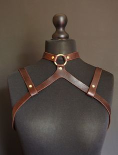 Harness Fashion, Body Harness, Leather Harness, For Her Gifts, Leather Projects, Jewelry For Her, Body Jewellery, Leather Accessories