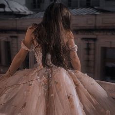 Fantasy Princess Dress Aesthetic, Fantasy Princess Dress, Princess Dress Aesthetic, Dark Princess, Queen Aesthetic, Royalty Aesthetic