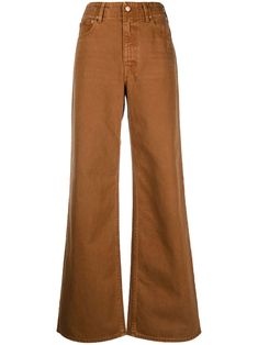 Find ULLA JOHNSON High-rise Wide-leg Jeans on Editorialist. light brown cotton logo patch to the rear high-waisted belt loops front button and zip fastening wide leg Brown Bell Bottoms, Brown Wide Leg Jeans, Light Brown Pants, Combination Fashion, Jeans Brown, High Rise Wide Leg Jeans, Brown Jeans, William Afton, Jeans Wide