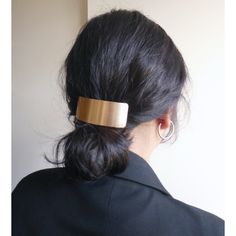 Gold Metal French Barrette - Minimal Hair Clip - Ponytail holder / Messy Bun Cover / Pony Tail Accessories/ Hair Clip It comes in Gold metal and Silver metal Material:  Metal Size: L 7.8cm x W 3cm *save more with bundle buy **Message us if you want a different mix in your bundle - for special bundle price ! An Minimal, Elegant accessories to add to your Minimal look Great with everyday look or special Occasion - A perfect DAY TO EVENING piec Y O U / M A Y / A L S O / L I K E: https://www.etsy.co Hair Clip Ponytail, Gold Hair Clip, Metal Hair Accessories, Minimal Hair, Clip Ponytail, Metal Hair Clip, Bun Holder, Gold Hair Clips, Sleek Bun