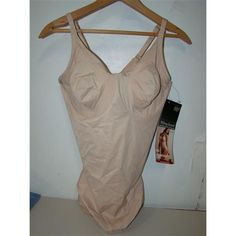 Nwot Glamorise 38d No Bounce Cami Sports Bra 1066 Beige #104182 New Glamorise No Bounce Cami Sports Bra 1066 * Beige * New Without Tags * 38d * Retail Price 54.99 * Wear This Comfortable Sports Bra For Full Coverage And Limited Bounce. Reinforced Wire-Free Cups Provide Excellent Support. * Open Mesh Cami Style Provides Breathability, Containment And Support. * Reinforced, Wireless Cups Have Angled Seams For Shape. * Moisture-Wicking Fabric Keeps You Cool And Dry. * Covered Elastic Underband For Fitted Full Coverage Shapewear For Sports, Fitted Shapewear With Built-in Bra For Sports, Sports Shapewear With Shaping Fit, Fitted Shapewear With Built-in Cups, Fitted Sports Shapewear, Sports Shapewear, Beige Seamless Construction Sports Bra, Medium Support Cami Sports Bra With Built-in Bra, Fitted Beige Sports Bra With Built-in Bra