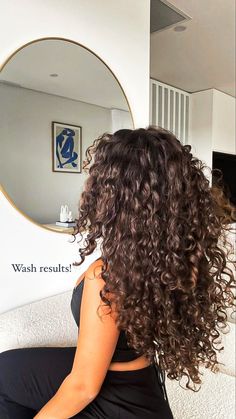 Types Of Layers For Curly Hair, Curly Haircuts Long, Face Framing Curls, Long Layered Curly Hair Face Framing, Hair Highlights Curly Hair, Hair Highlights Curly, Aisha Khan, Layered Curly Haircuts