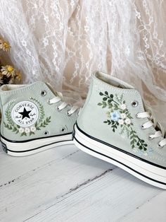 Dear guests, Welcome to my store and choose private custom-made embroidery shoes. If you have any custom needs, I will embroider a shoe for you according to the pictures, ideas and words you send. At the same time I can also accept the urgent production. I can deliver the shoes to the express company within a week. I only need you to pay some urgent fees. You can receive the goods within the time you need. . If I can't make it for you I'll handle the refund for you. Price includes: Converse 1970 Converse Shoes Womens Converse, Customized Converse Cheap, Cute Shoes Coners, Cheap Cute Converse Sneakers, Converse Collection Pattern, Converse Embroidery Floral, Converse White Platforms With Gold Accents, Handmade Shoes Pattern Embroidery, Emboridary Converse