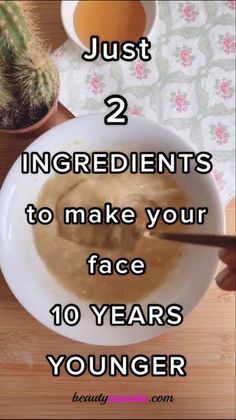 Glow Up Skin, Wrinkles Remedies Face, Natural Botox, Banana Face Mask, Homemade Wrinkle Cream, Banana Benefits, Skin Care Wrinkles, Beauty Remedies, Homemade Face