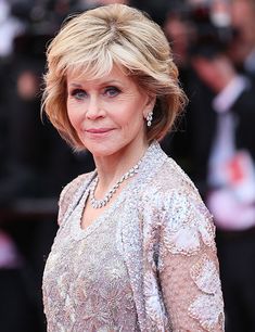 Short Summer Haircuts, Jane Fonda Hairstyles, Blonde Bob Hairstyles, Summer Haircuts, Hairstyle Gallery, Jane Fonda, Trending Haircuts, Haircuts For Long Hair, Nicole Kidman