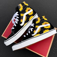 Bright Sunflowers are here to brighten up your day! Classic Sunflowers on black Vans Sk8-Hi shoes.  We source each pair of shoes brand new directly from Vans. Each pair is made to order, please make sure you put in the correct shoe size before you check out. The ink is permanent and will never come off. Made in the USA. This price includes everything: shoes, artwork, and shipping. Thanks for stopping by our Etsy shop! Please message us with any questions! Sizes listed are in US sizing scale. If you have any issues with your order, please feel free to reach out to us and we will be more than glad to help you! Note: Blvd Custom is in no way affiliated with any of the shoe brands or companies that are featured on our website. Each pair of shoes is ordered lawfully bought at retail price. Black High-top Sneakers With Rubber Sole For Summer, Shoes Artwork, Sk8 Hi Vans, Halloween Shoes, Nike Converse, Watermelon Pattern, Black Vans, Vans Sk8 Hi, Men's Vans