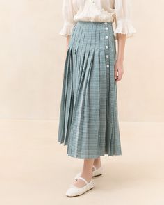 Emlyn Green Gingham Pleated Skirt Blue Gingham Skirt, Skirt With Pleats, Floral Pleated Skirt, Gingham Skirt, Green Gingham, Spring Style, Summer Ready, Seasonal Fashion, British Indian