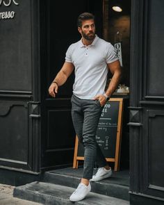 Men’s Outfits Business Casual, Men Fashion Casual Outfits 2024, Smart Casual Men’s Fashion, Dark Office, Summer Business Casual, Mens Smart Casual Outfits, Polo Shirt Outfits, Smart Casual Menswear, Mens Business Casual Outfits