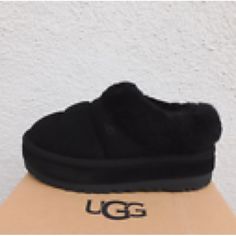 Ugg Black Tazzlita Tazz Platform Slippers Tazz Slippers Black, Ugg Black, Platform Slippers, Womens Uggs, Ugg Shoes, Shoes Black, Woman Colour, Womens Slippers, Black Shoes