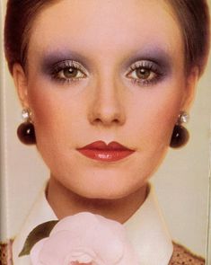 70s Eyebrows, 20's Makeup, Barry Lategan, 70’s Makeup, 1970's Makeup, Period Makeup, 80s Eye Makeup, 1970s Models, 1970s Makeup