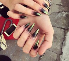 Demon Nails, Gel Chrome Nails, Nail Halloween, Halloween Nail Art Ideas, Witchy Nails, Punk Nails, Gothic Nails, Goth Nails, Pointed Nails