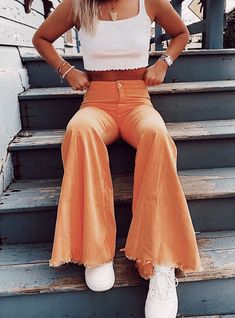 Current Day Fashion Trends You Don't Want To Miss - ROSENINE Beachy Outfits, Western Style Outfits, Elegante Casual, Trendy Summer Outfits, Cute Preppy Outfits, Hippie Outfits, Mode Inspo, Inspired Outfits, Cute Simple Outfits