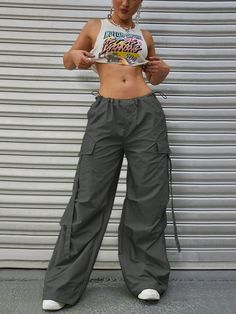 Dancehall Outfits, Audition Outfit, Baggy Outfit Ideas, Outfits Baggy, Jeans Outfit Women, Evolution Of Fashion, Shein Outfits, Black Cargo Pants, Tomboy Outfits