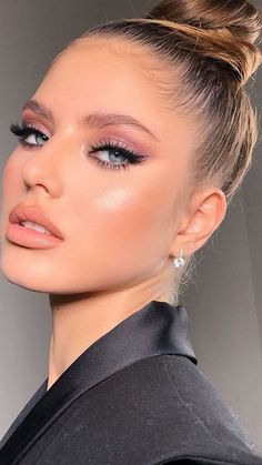 Karina Makeup, Wedding Hairstyles And Makeup, Natural Prom Makeup, Mekap Mata, Beauty Make-up, Makijaż Smokey Eye, Makeup Hacks