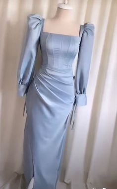 Dress Biru, Dress Brokat Modern, Girls Velvet Dress, Teal Bridesmaid Dresses, Dress Pesta, Fancy Dresses Long, Muslim Fashion Dress, Long Bodycon Dress