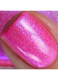 Bubblegum Princess Holographic Polish The perfect popping pink for spring and beyond! This bright little hue features a gorgeous shade of pink and has holographic glitters that keep it interesting and fun! Quick Facts: Has luscious amounts of Holo All NEW 10-Free Formula! Cruelty-free! (we love animals too!) Polish Ingredients: n-butyl acetate, ethyl acetate and propan-2-ol, holographic glitter Please note that the colors you see on your screen can differ in person since every screen is differen