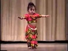 Old Dance, Funny Baby Faces, Bali Baby, Glam Wedding Makeup, Indian Classical Dance, African Dresses For Kids, Dancing Baby, Baby Faces