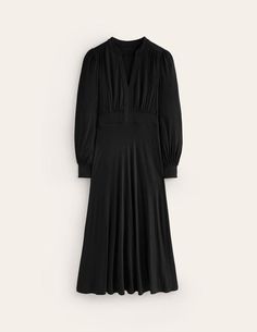 This floaty dress comes with an elegant notch neckline. The comfortable smocked waist makes those long lunch dates an ease. Smocking, Dress Black Women, Long Lunch, Floaty Dress, Boden Uk, Midi Dress Black, Women's Blouses, Black Midi Dress, Dress Black