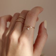 Perla Ring - Token Jewelry Woman Ring Gold, Minimal Rings Gold, Minimal Rings, Modern Gold Ring, Minimal Gold Jewelry, Minimal Gold, Dainty Rings, Ring Pearl, Pearl Rings