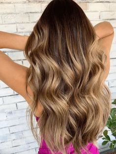 Beachy Waves Hair, Long Hair Waves, Wand Hairstyles, Beach Curls, Beachy Hair, Beach Wave Hair, Waves Curls, Beachy Waves, Hair Color Trends