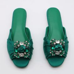 Size 9 New Without Tags Nwot Smoke Free, Pet Hair Free Home More Questions? Leave In Comments Below. Spring Footwear, Party Flats, Foldable Ballet Flats, Beach Wedding Sandals, Elegant Heels, Rhinestone Flats, Chic Sandals, Bow Decor, Rhinestone Bow