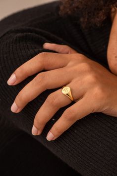 STANDARD ∙ SIGNET ∙ R I N G D E T A I L S A classic oval ring with your actual handwriting.   * Material: Sterling Silver, 14K Gold Filled , 14K Rose Gold Filled or 14K solid gold  (Gold Filled is made of thick 14k gold or rose gold layered on .925 sterling silver.) * Oval size: 8x10mm * Band width: 2.5mm Personalized with our Code Blue Jewelry original floral illustrations Signature Ring, Signet Rings Women, Signature Rings, Rings Women, Oval Rings, Beautiful Engagement Rings, Oval Ring, Signet Rings, Blue Jewelry